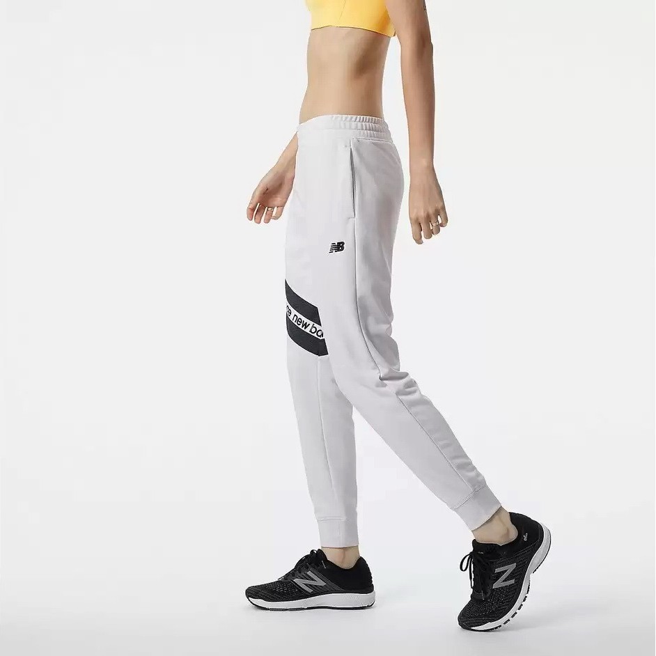 Брюки New Balance WP21180/SST