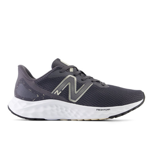 Кроссовки New Balance WARISCM4