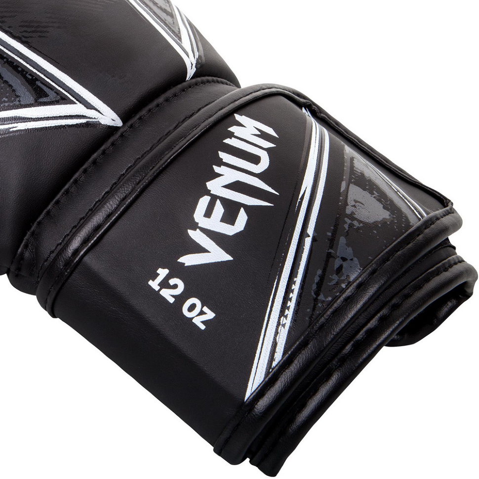 Перчатки для бокса Venum Gladiator 3.0 Boxing Gloves Black/White 4934