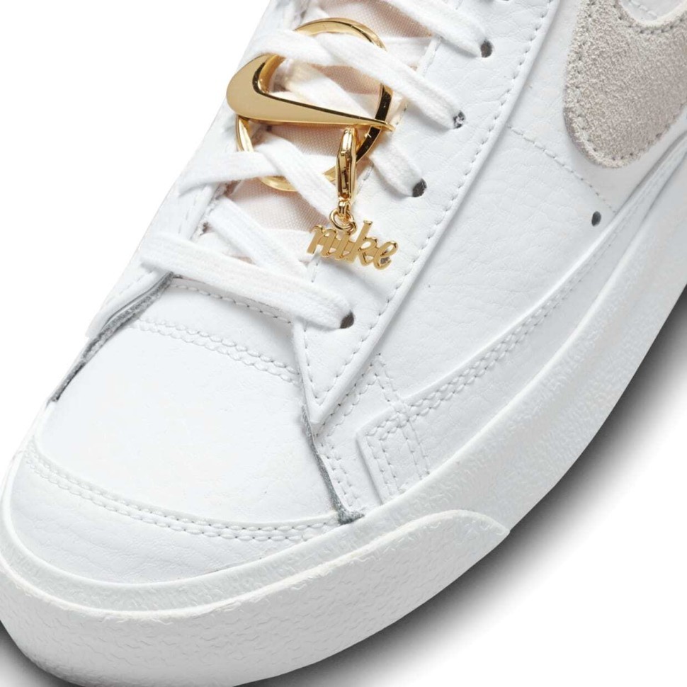 Кроссовки Nike Blazer Mid '77 FB8475-100