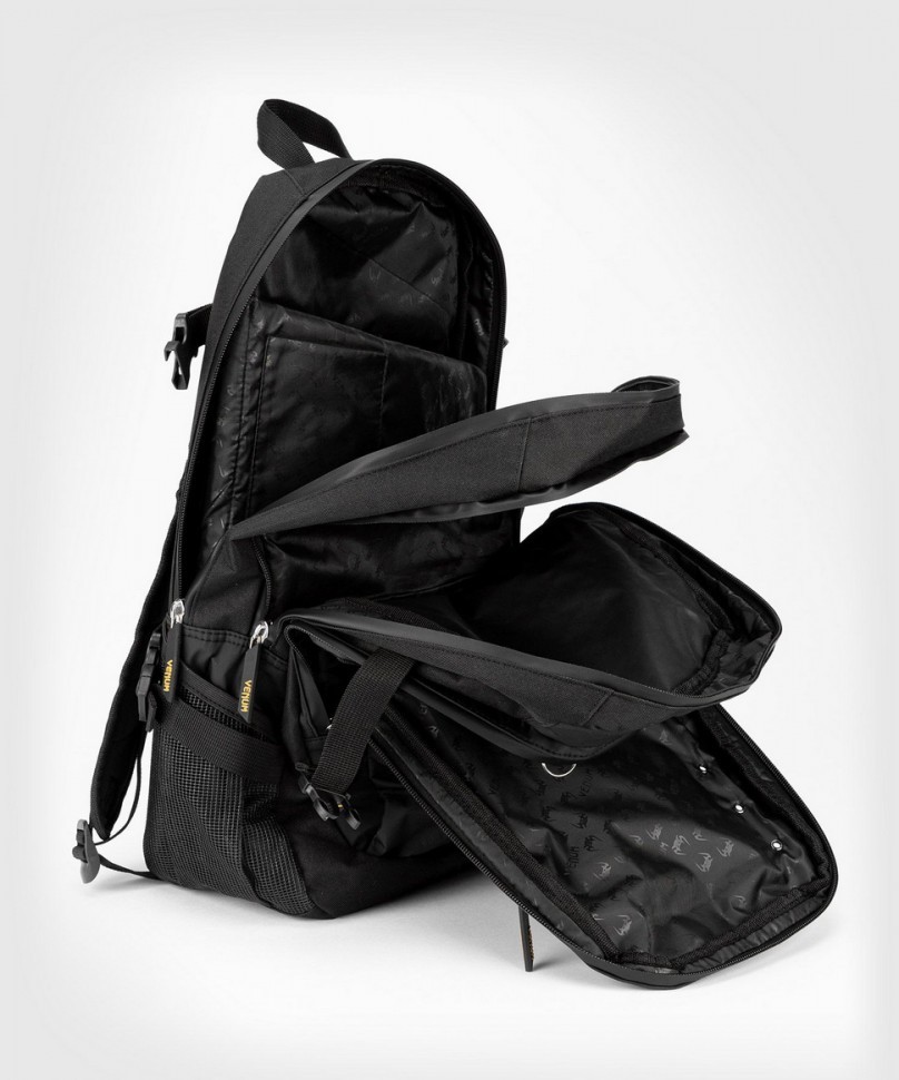 Рюкзак Venum Challenger Pro Evo Black/Gold 00637