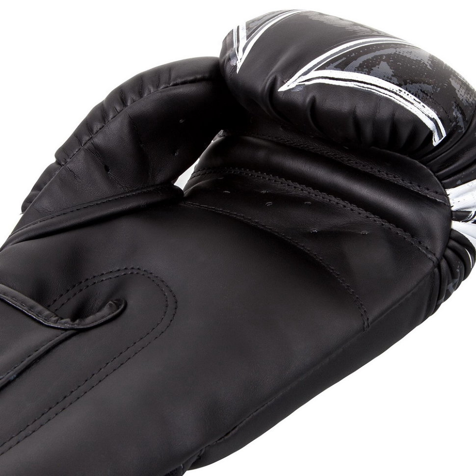 Перчатки для бокса Venum Gladiator 3.0 Boxing Gloves Black/White 4934