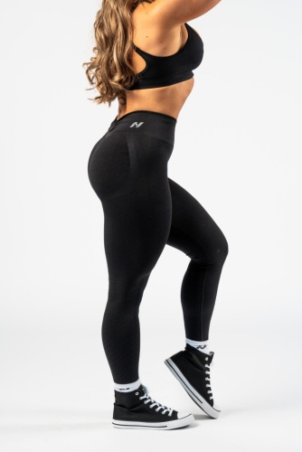 Леггинсы Nebbia High Waisted Push-Up Leggings TOTALLY SEAMLESS 303 Black