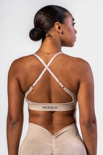 Топ Nebbia Medium-Support Sports Bra TOTALLY SEAMLESS 305 Cream