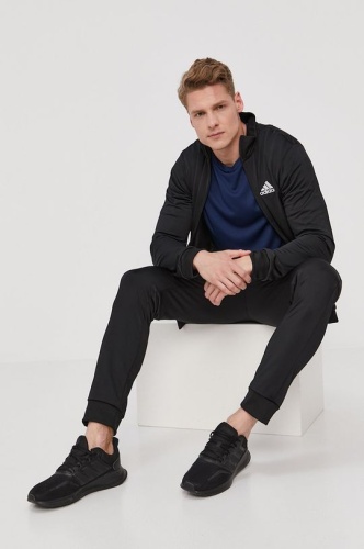 Спортивный костюм Adidas GK9656