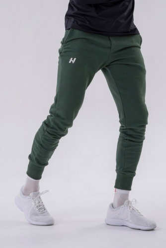 Брюки Nebbia Slim sweatpants with side pockets “Reset” 321 D.green